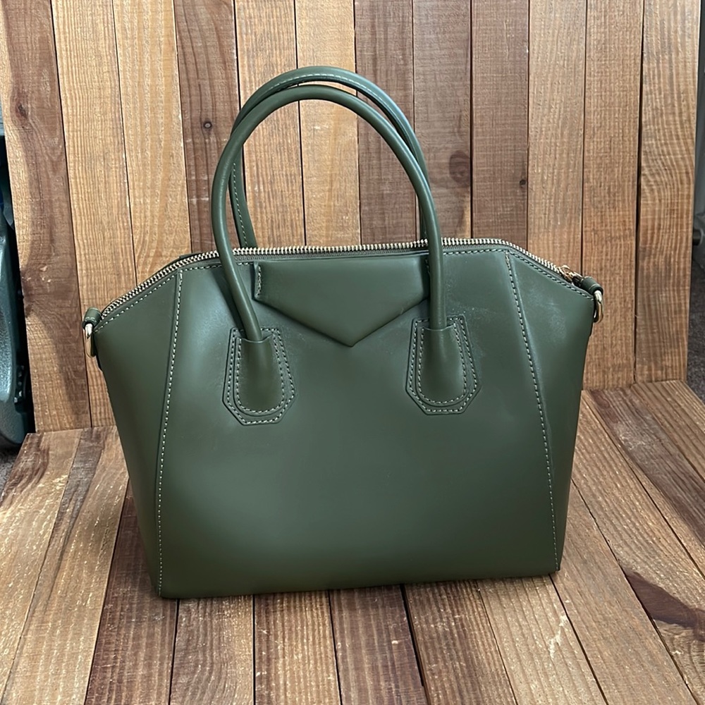 Fashion Drug Antigona Dupe